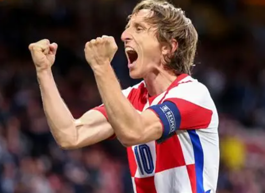 安切洛蒂专访：论意甲风云与<a href='/news/tag/1040339.html' style='color: blue;'>莫德里奇</a>风采